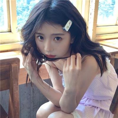提剑映桃花